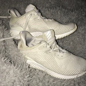 Women’s Adidas Alphabounce
